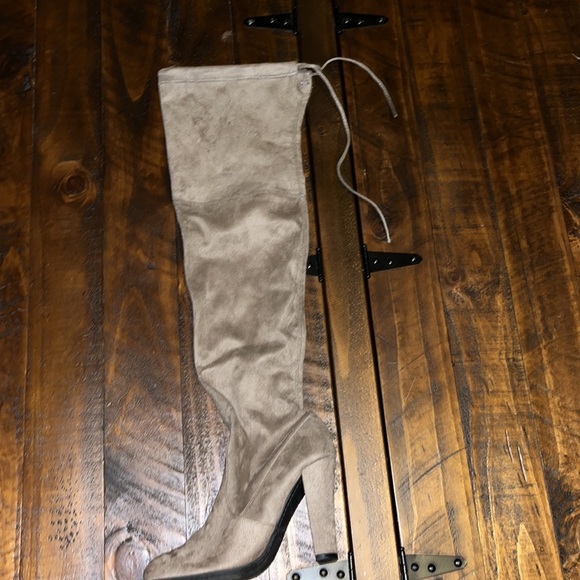 Steve Madden Gorgeous Over the Knee Boots - Picture 5 of 11